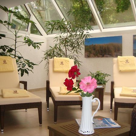 Hotel Blinkfueer Дирхаген Екстериор снимка